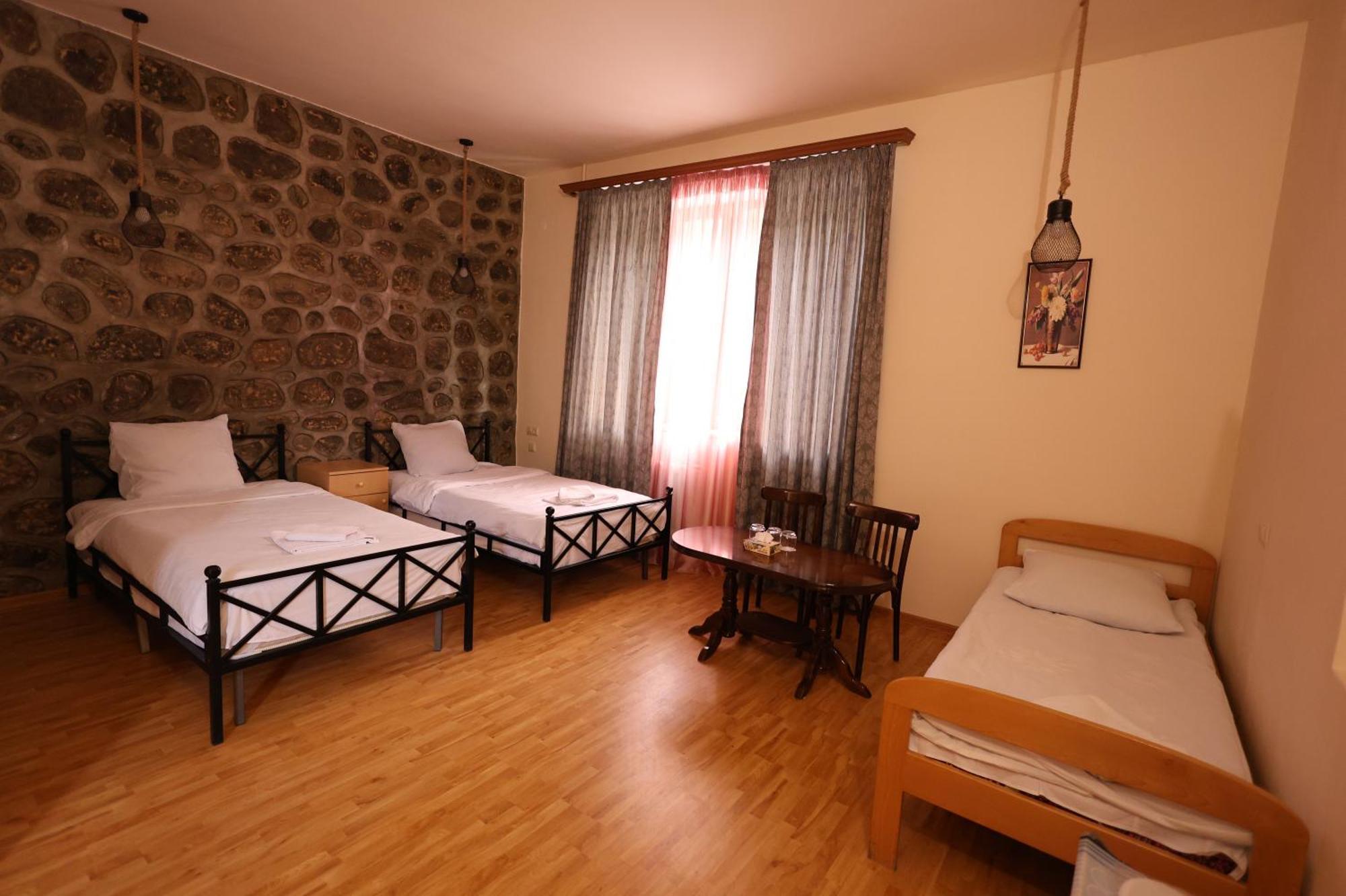 Yeghevnut Hotel Goris Εξωτερικό φωτογραφία