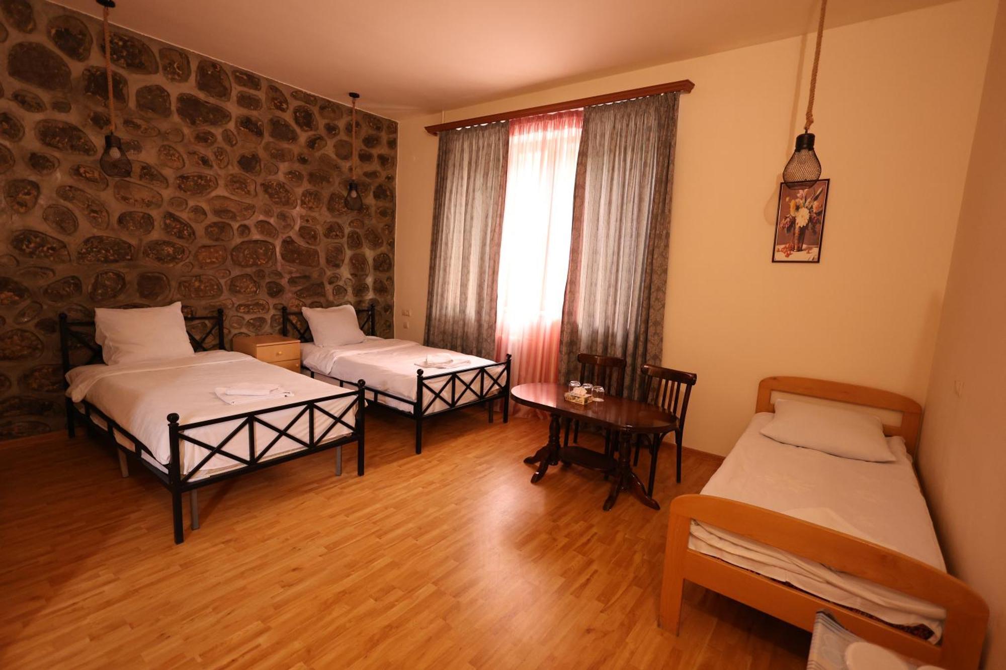 Yeghevnut Hotel Goris Εξωτερικό φωτογραφία